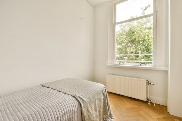 Medium property photo - Jacob Obrechtstraat 1-2, 1071 KC Amsterdam